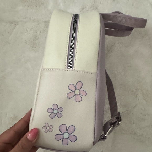 Monsters Inc backpack - Picture 2 of 4